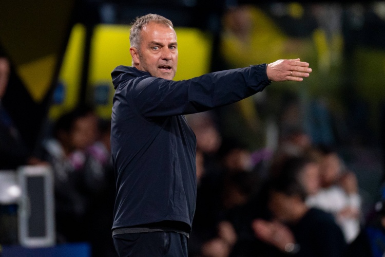 开云体育下载-假期加练！每体：德容等四人在巴萨假期加练，教练组对此赞赏