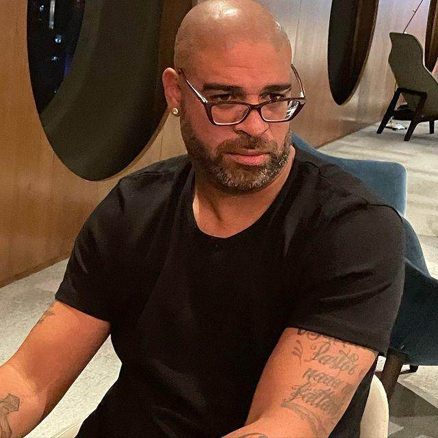 开云体育官网-阿德里亚诺40岁大寿 罗纳尔多卡卡祝他生日快乐！