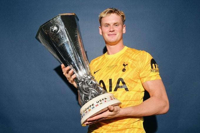 开云官网-莫雷托：西汉姆联即将租借热刺门将金斯基，含选择买断条款